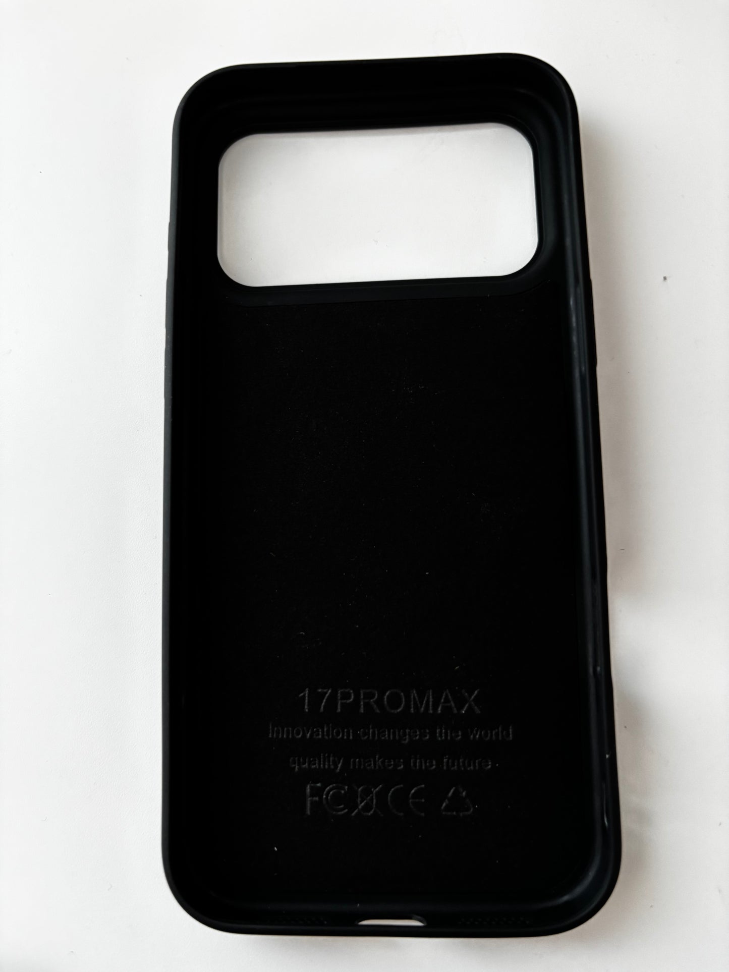 📱 Coque iPhone 17 Pro Max MagSafe – Protection Premium Électro 93