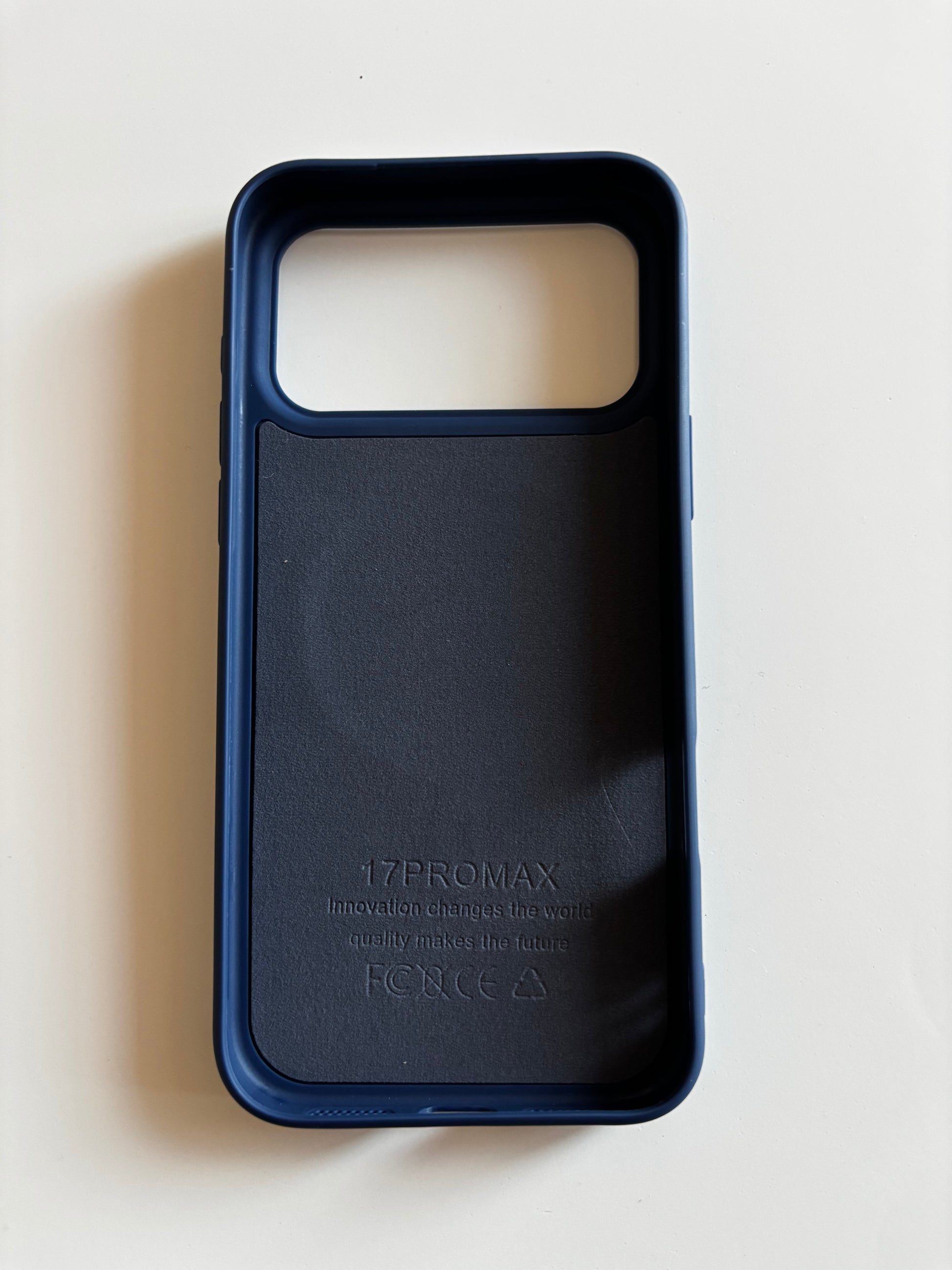 📱 Coque iPhone 17 Pro Max MagSafe – Protection Premium Électro 93