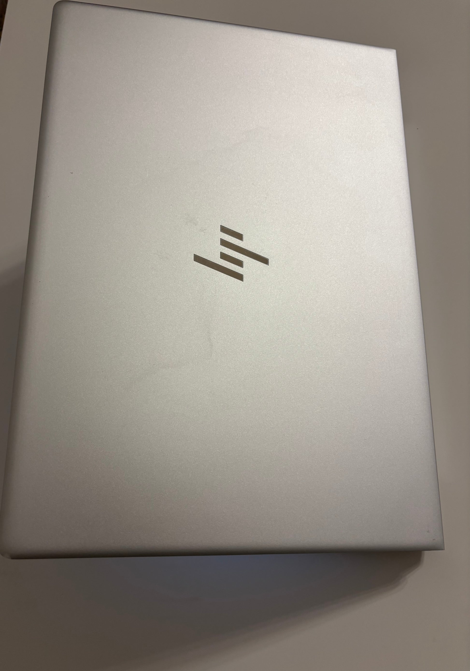 HP EliteBook 840 G5 -16 Go RAM i5-8350U Électro 93